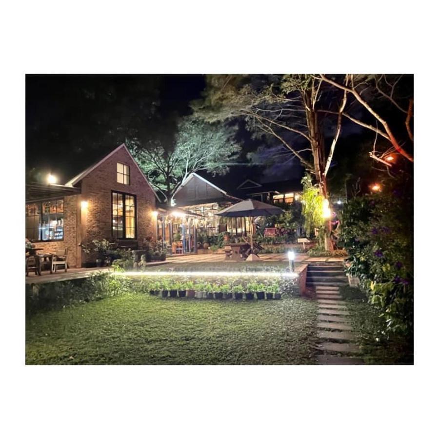 Bed and Breakfast Gumbie House Fang Exterior foto