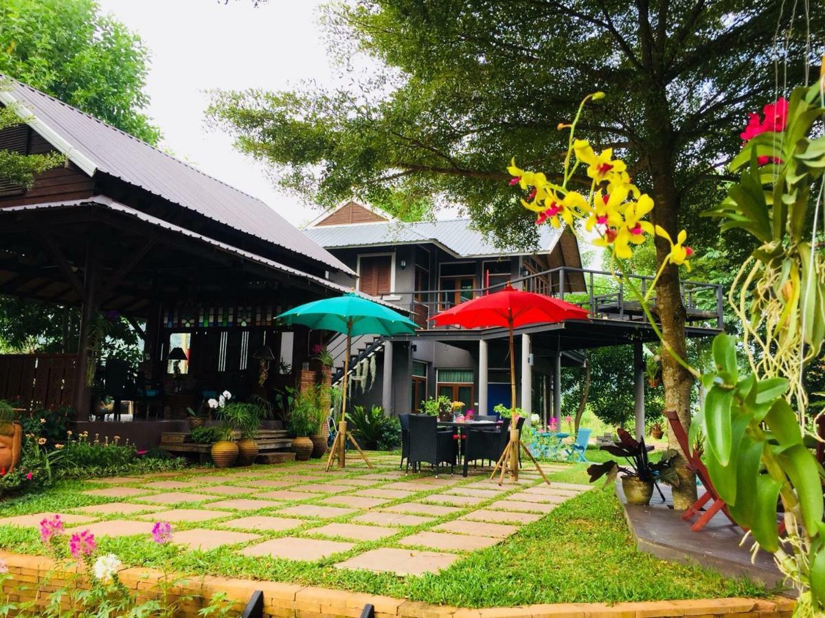 Bed and Breakfast Gumbie House Fang Exterior foto
